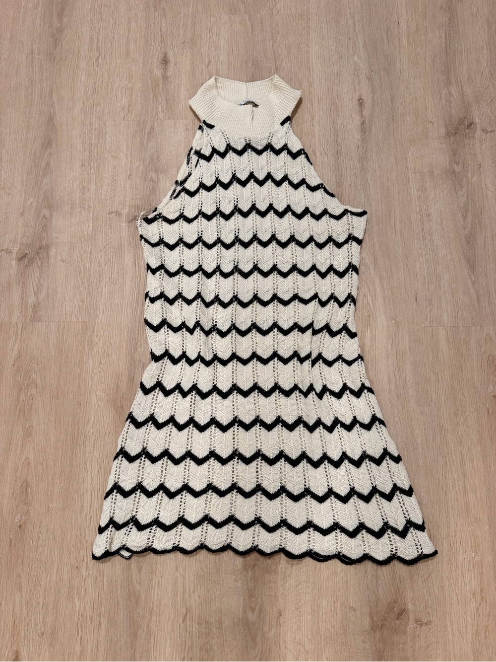 Zara Cream & Black Chevron Knit Mini Dress